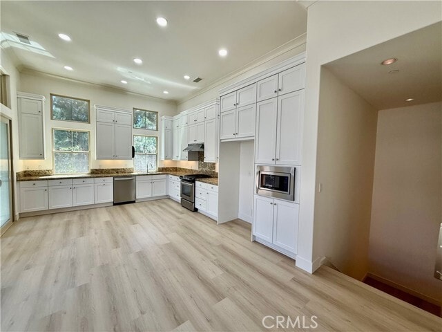 Building Photo - 202 Kempton