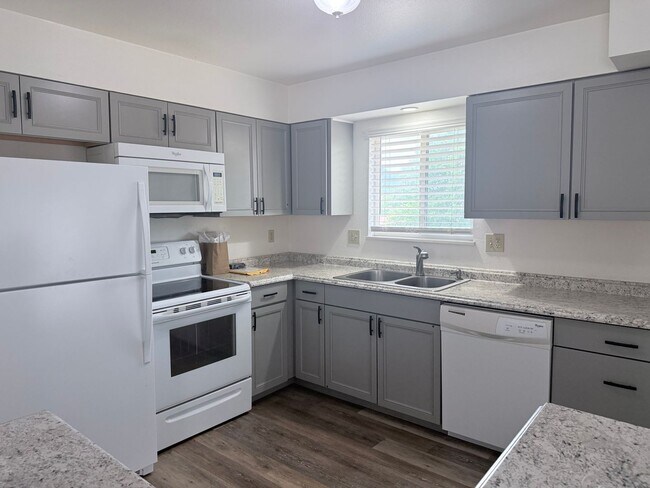 Building Photo - 5710 Eldora Dr
