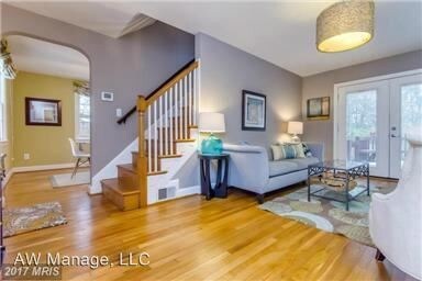 Foto del edificio - 3 br, 2.5 bath House - 911 Elm Ave
