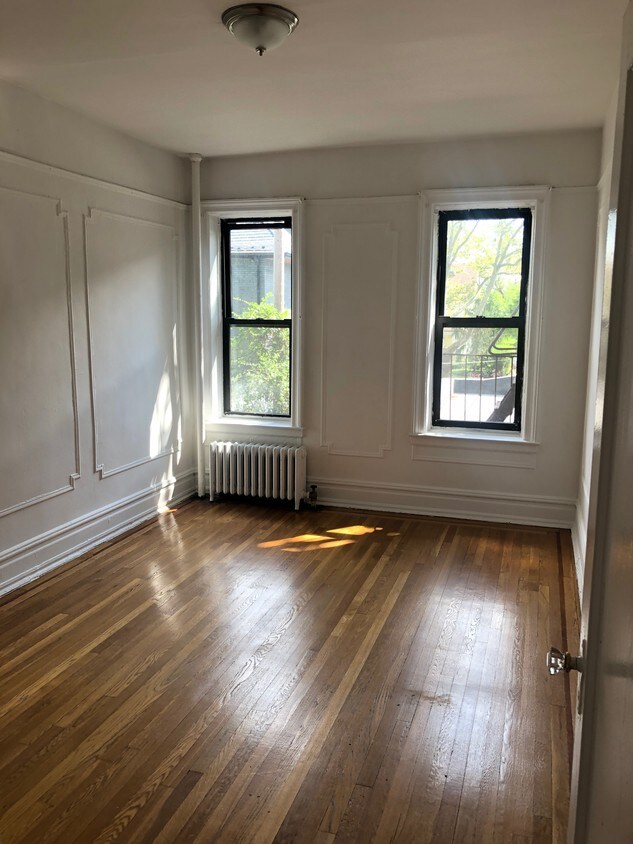 Primary Photo - 140 Bay Ridge Pkwy