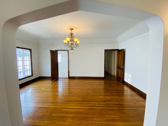 Dining Room 2 - 182 S Orange Dr