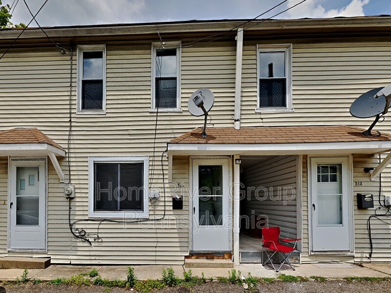 Primary Photo - 511 Spear Way