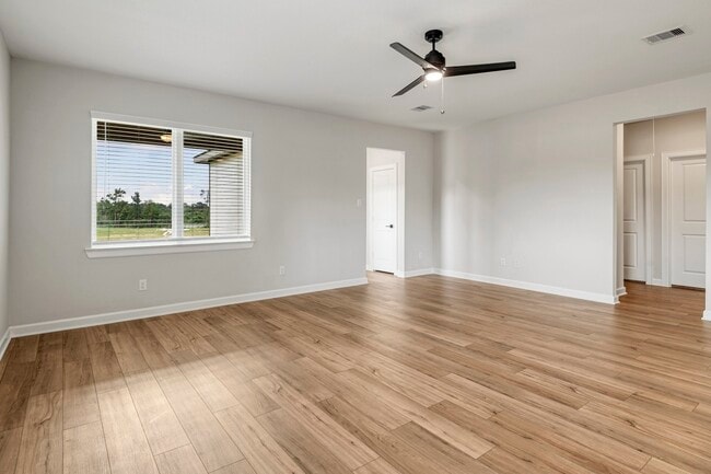 Building Photo - 15761 Bayberry Trce Dr