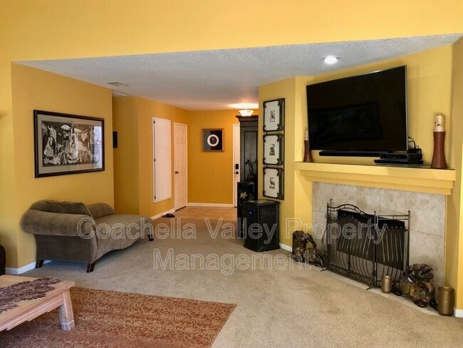 Foto del edificio - 39095 Sweetwater Dr