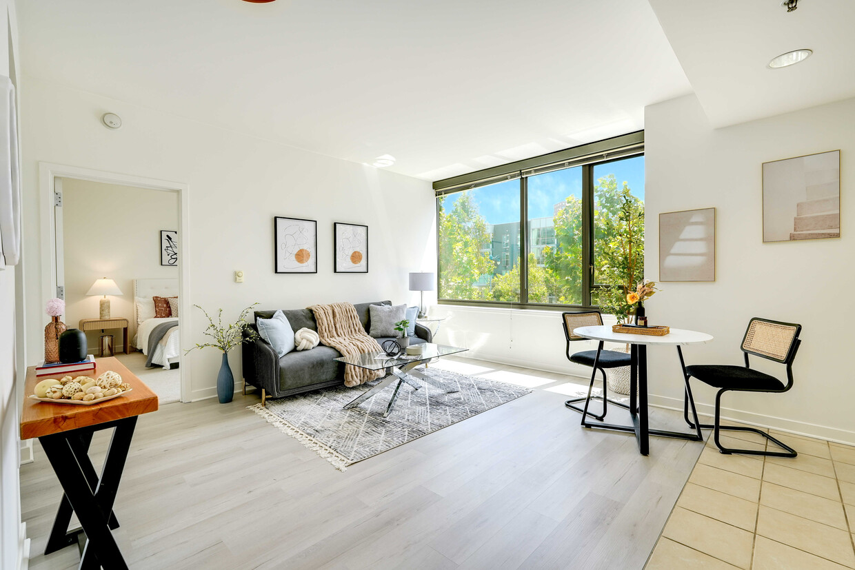 Photo - 260 King St (San Francisco, CA)