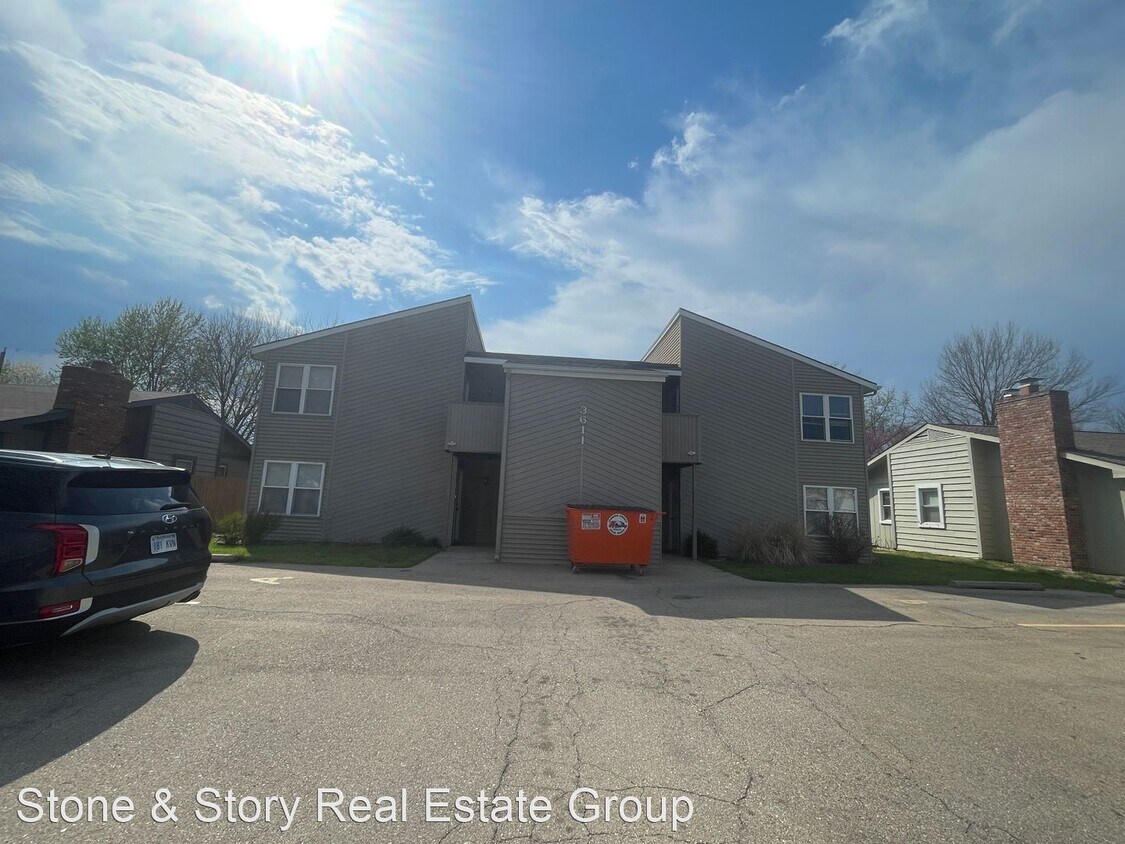 2 br, 2 bath House 3611 SW Atwood Ave Un... House Rental in Topeka