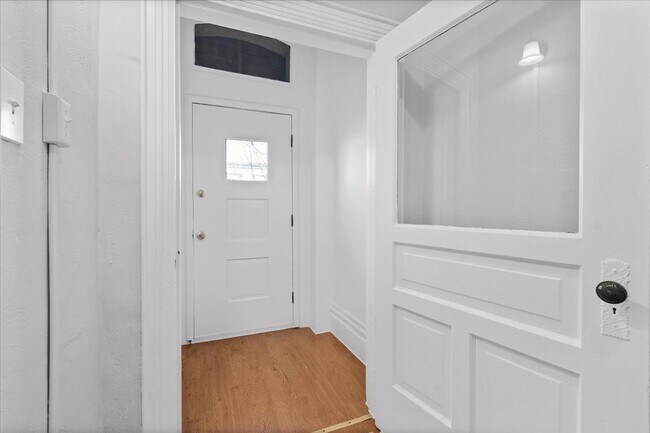 Foto del edificio - 176 42nd St