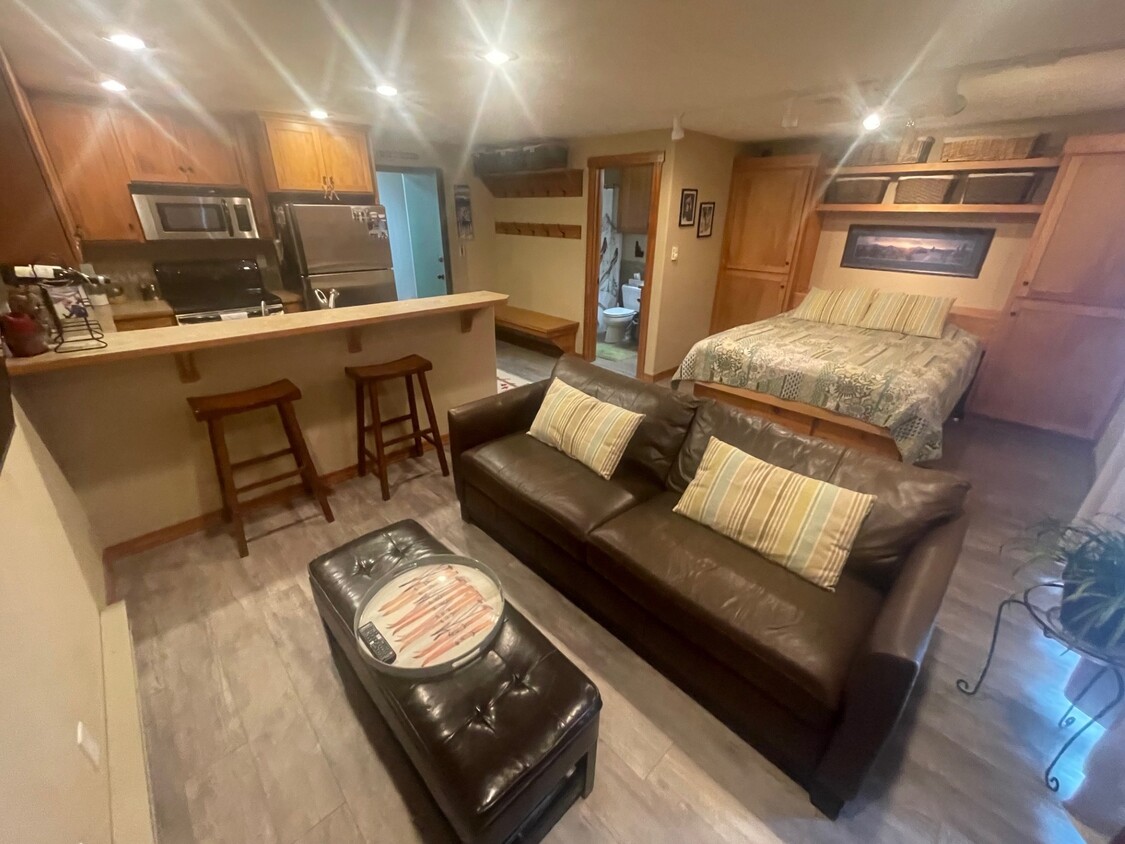 Foto principal - 515 Northwest Passage