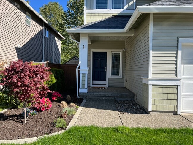 Building Photo - Gorgeous 4 Bedroom Home in Covington