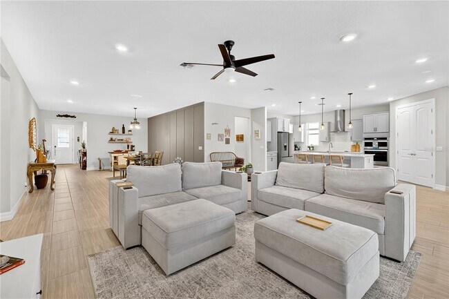 Foto del edificio - 2817 Matera Dr