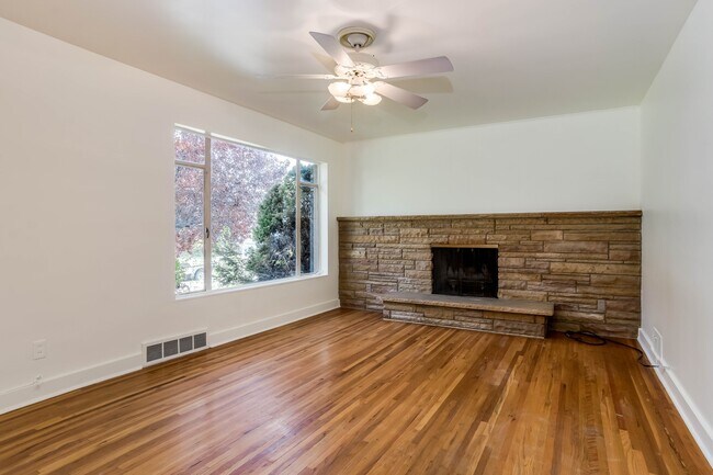 Foto del edificio - 397 Saunders St