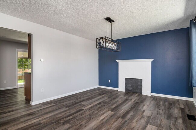 Foto del edificio - 11259 Madison St