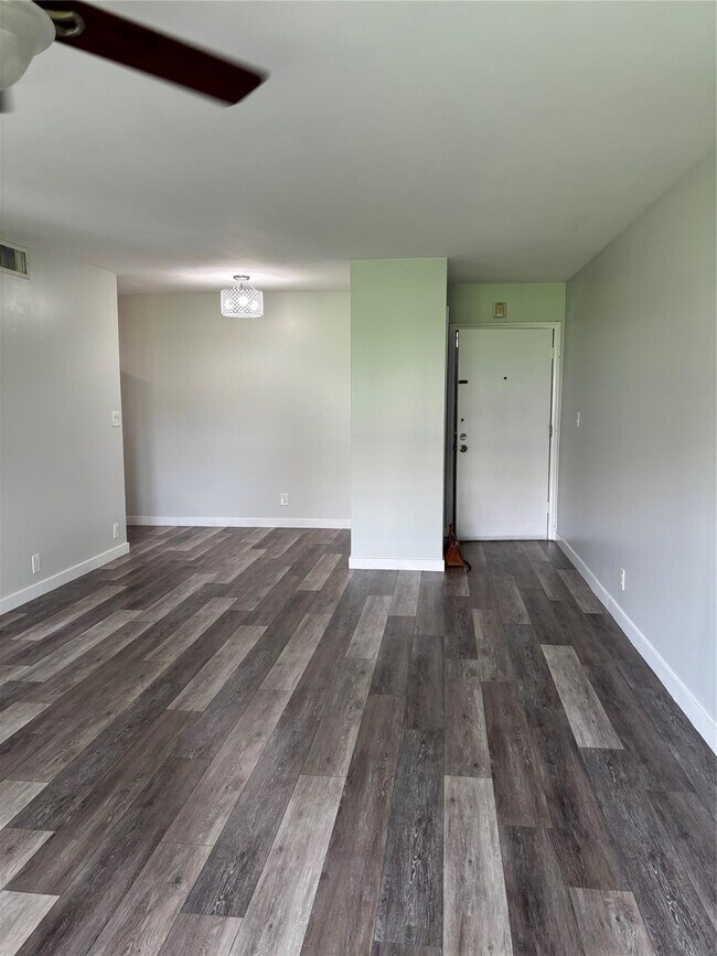 Foto del edificio - 9 NE 19th Ct