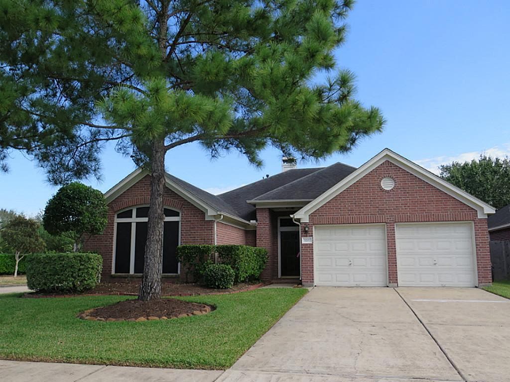 Primary Photo - 3207 Ivy Bend Dr