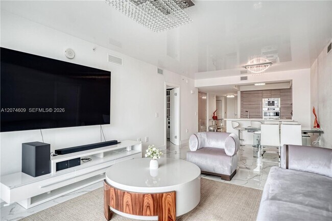 Foto del edificio - 330 Sunny Isles Blvd