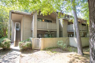 Building Photo - 1005 Creekside Wy