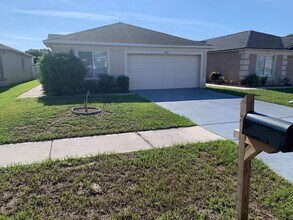 Building Photo - 12932 Fieldmoor Ct