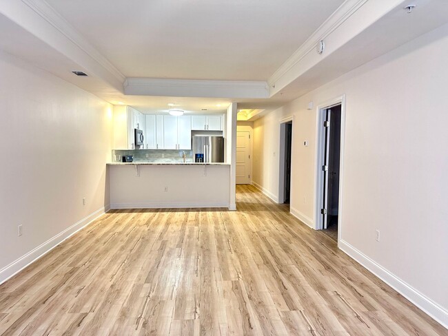 Foto del edificio - First-Floor Condo in Old Bay Village – Upg...