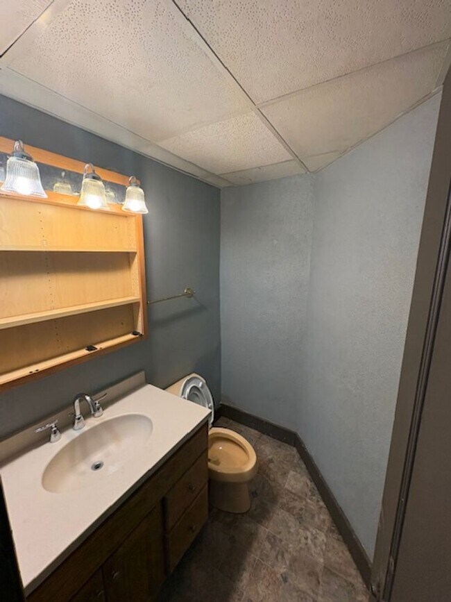 Foto del edificio - 103 S 13th St