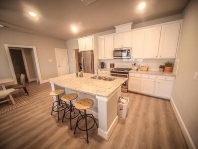 Building Photo - 3543 Rashti Ct