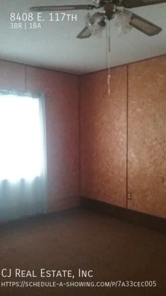 Foto del edificio - 8408 E. 117th-