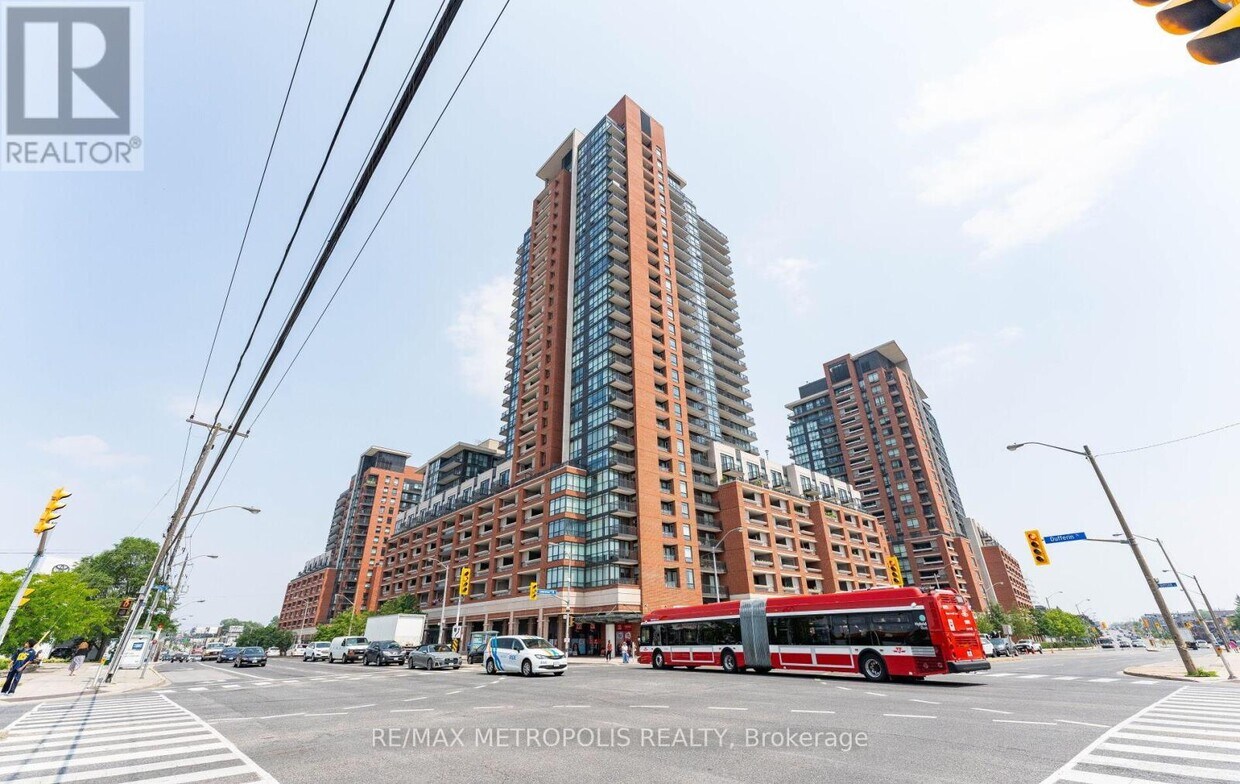 Photo principale - 830-2830 Lawrence Ave W