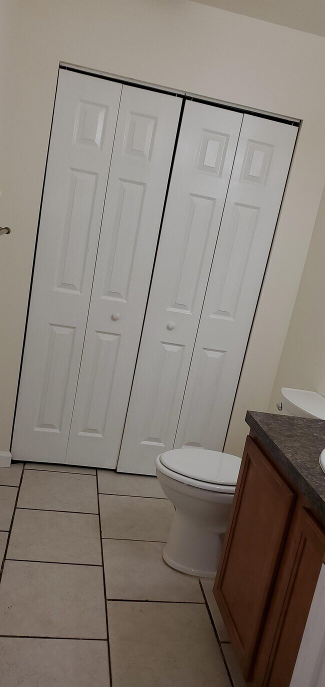 7407 Hazelcrest Dr, Hazelwood, MO 63042 Townhome Rentals in Hazelwood