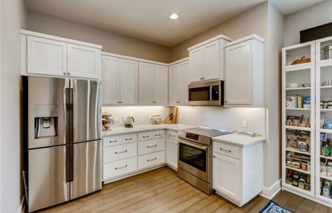 Foto del edificio - 5309 William Holland Ave