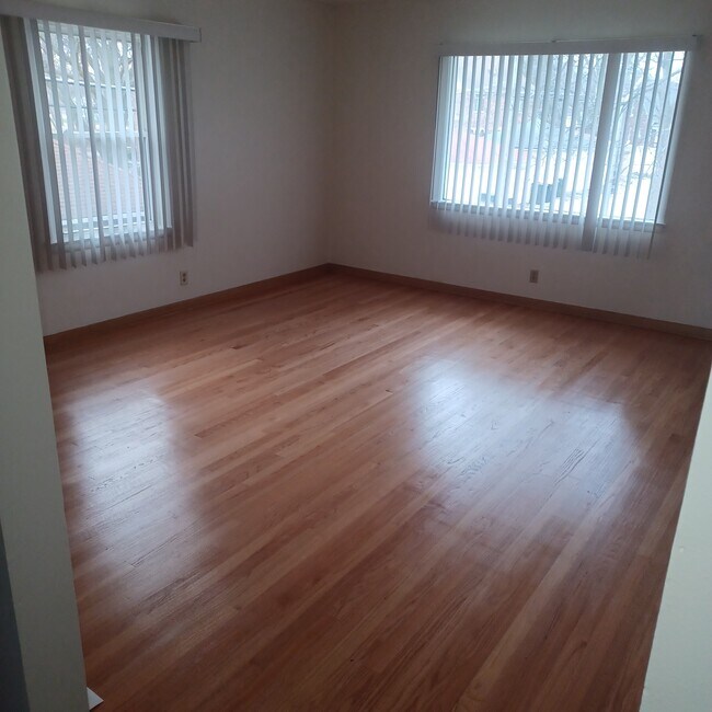 Foto del edificio - 2172 S 66th St