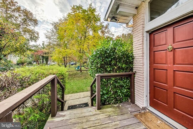 Foto del edificio - 412 Walnut Dr