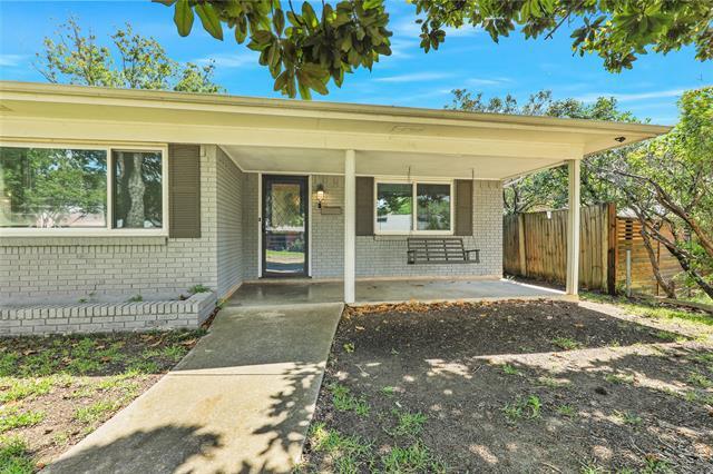 Building Photo - 1710 Crowberry Dr