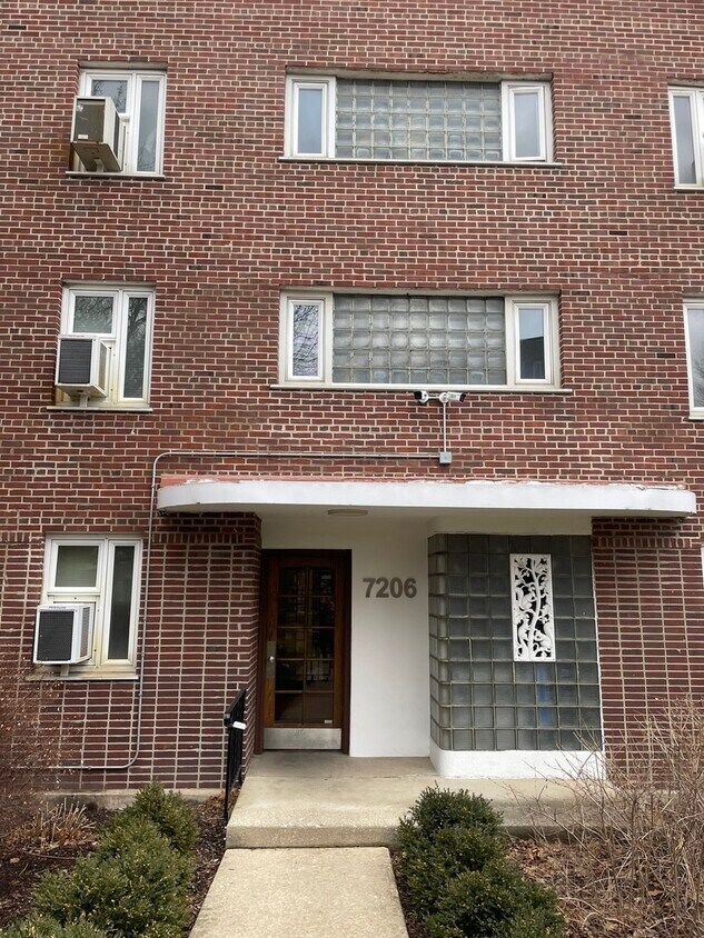 7206 OAK Unit 2SE, River Forest, IL 60305 Condo for Rent in River Forest, IL