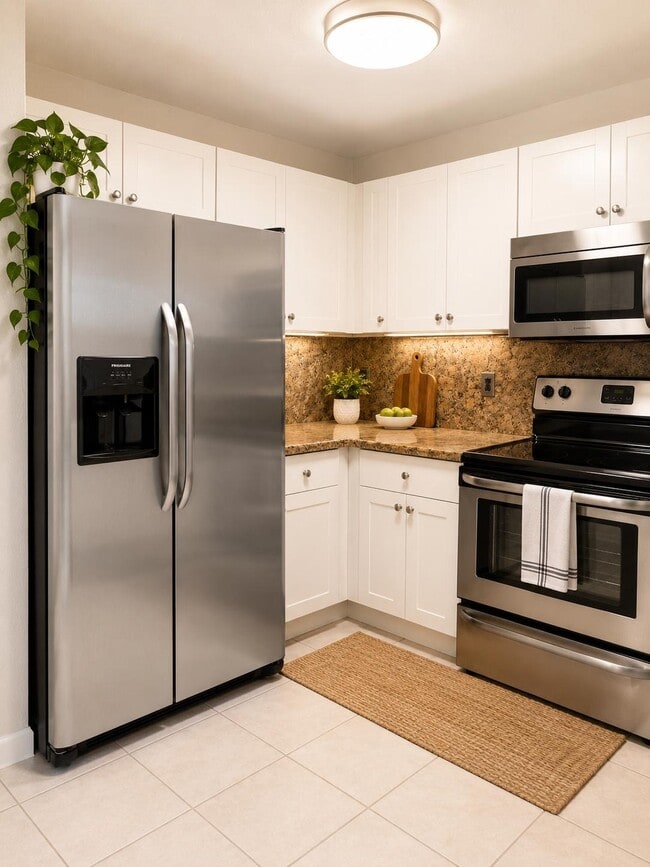 Photo - 10901 NW 83rd St Apartment