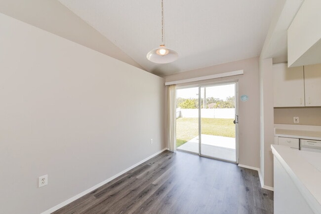 Foto del edificio - 6806 67th St Cir E