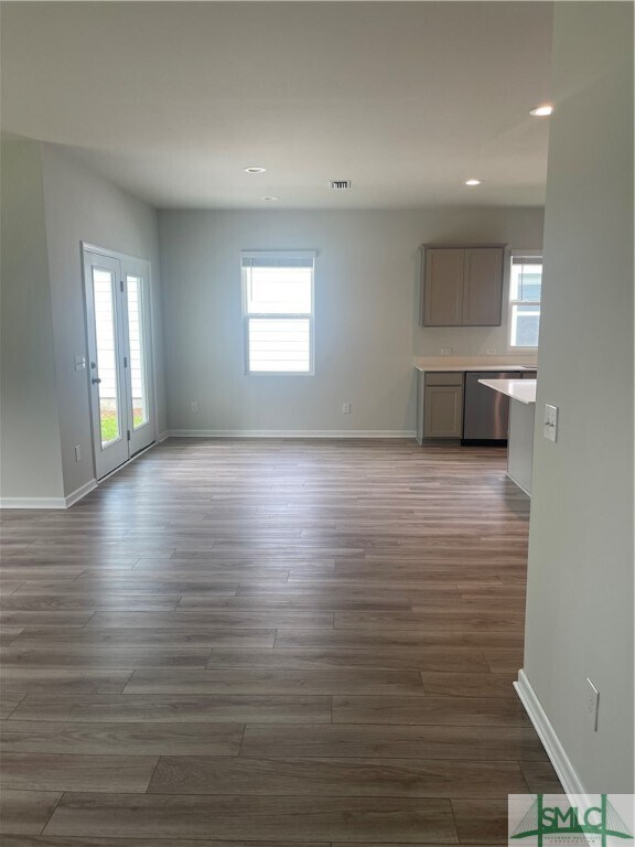 Foto del edificio - 978 Longleaf Dr