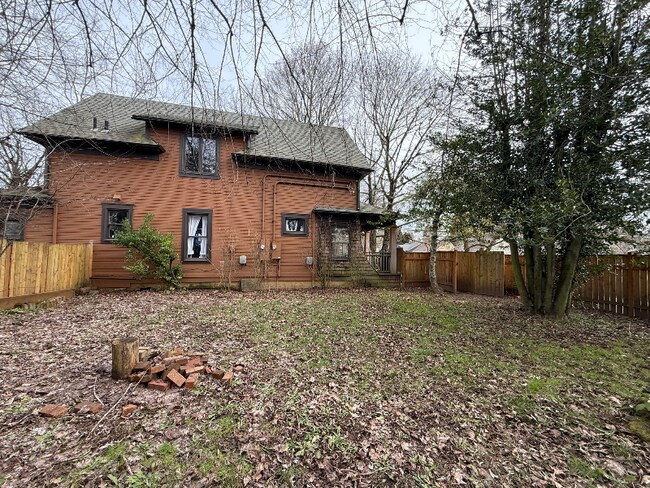 Foto del edificio - 2003 N Willamette Blvd