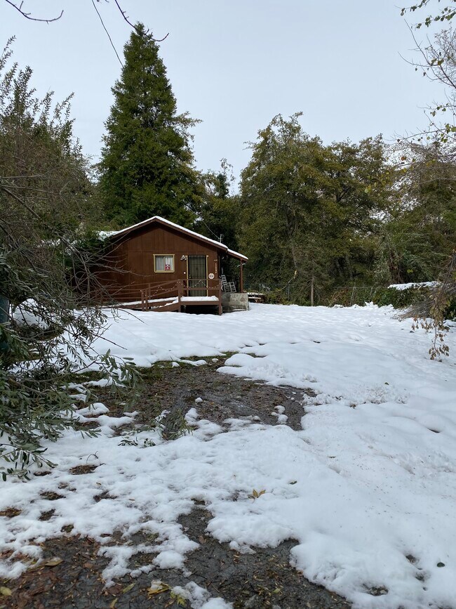 Foto del edificio - 13992 Irving Ln