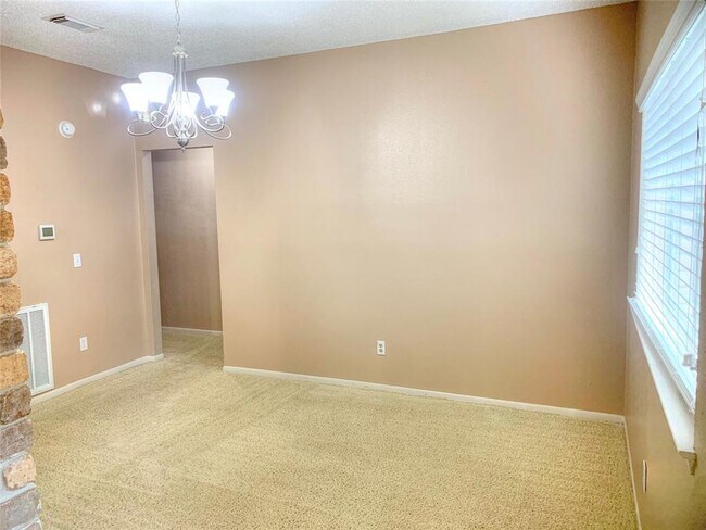 Foto del edificio - 3620 Dorothy Ln