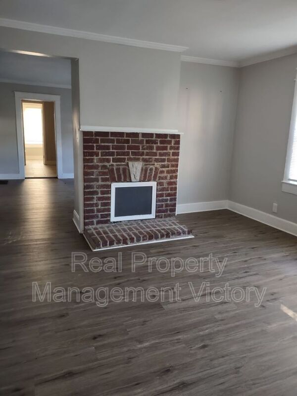 Foto del edificio - 1705 52nd St N