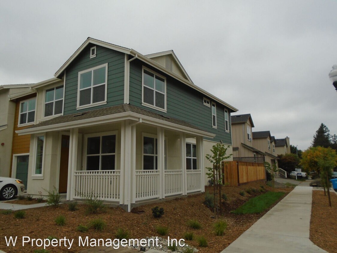 Foto principal - 4 br, 2.5 bath House - 945 Prospect Avenue