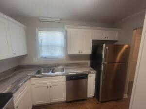 Building Photo - 409 Alta Vista Ave