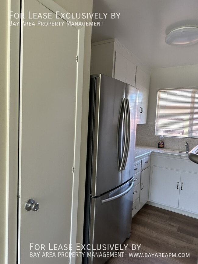 Foto del edificio - 1218 Junipero Ave