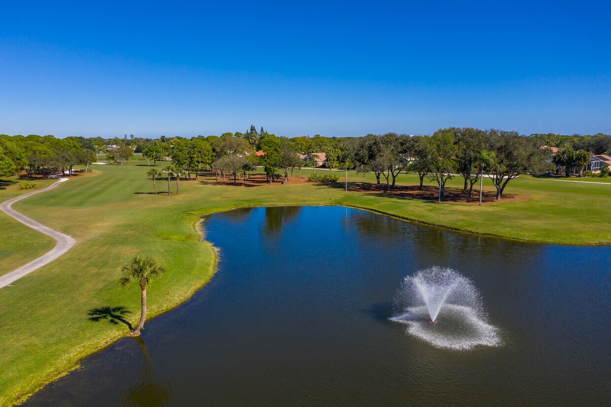 12790 Briarlake Dr Unit 202, West Palm Beach, FL 33418 Condo for Rent