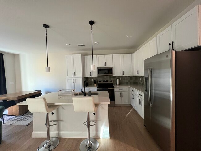 Foto del edificio - 4328 Woodwind St