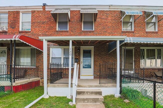 Foto del edificio - 130 Reedbird Ave