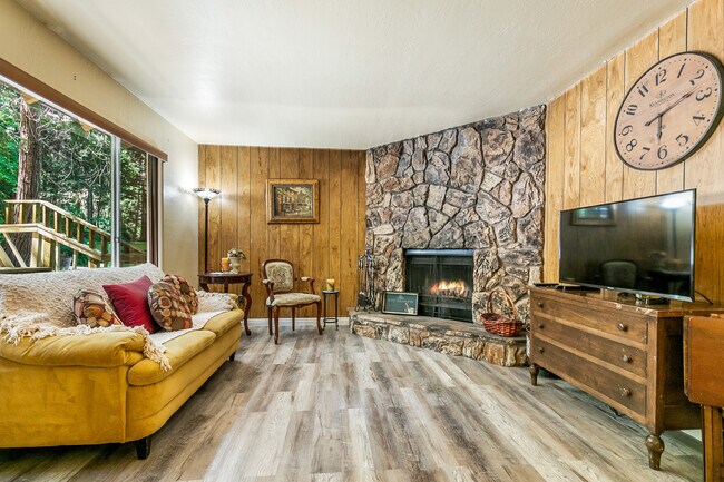 Foto del edificio - 28434 Altamont Ct