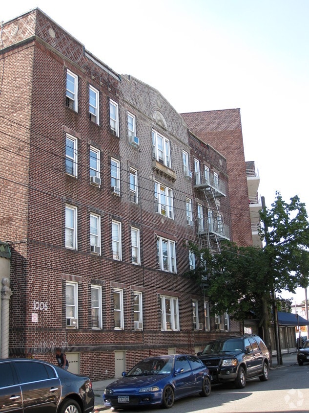 Foto del edificio - 1006-1022 E 36th St