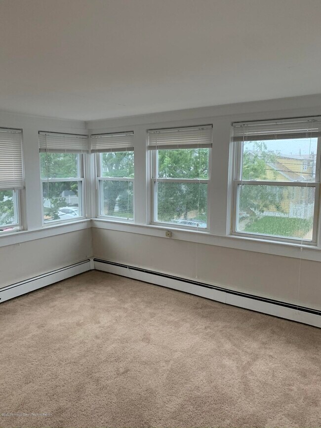 Foto del edificio - 124 17th Ave