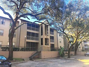 Building Photo - 623 Dory Ln
