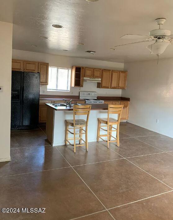 Foto del edificio - 320 E Blacklidge Dr